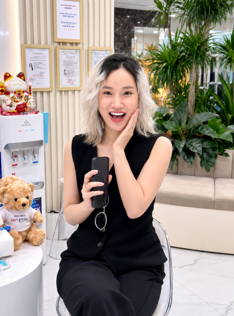 Hoạ sĩ sơn mài sử dụng dịch vụ Tẩy trắng răng Nhật Bản và nhổ 4 răng khôn tại Nha khoa Zensmile
