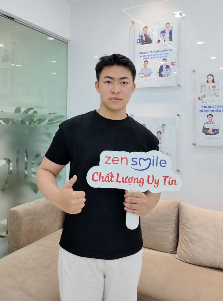 Nam vương sử dụng dịch vụ Thẩm mỹ răng cửa tại Nha khoa Zensmile